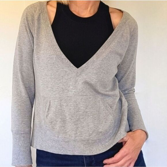 Talbots Women's Gray Deep V-Neck Long Sleeve Sweatshirt - Picture 1 of 12